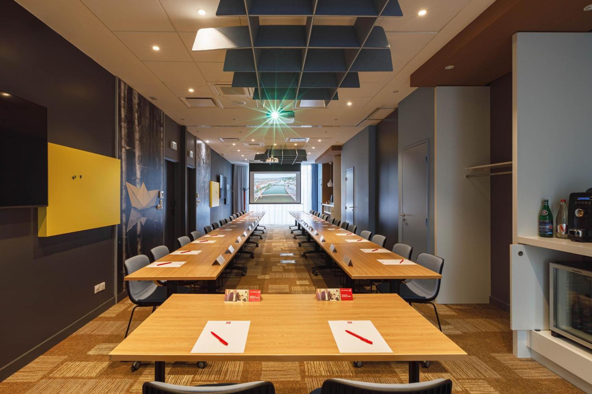 Ibis Lyon Carre De Soie 3* Vaulx-en-Velin